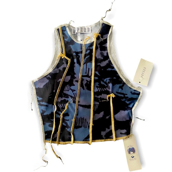 Superb - Picture 2 of 6